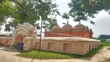 মিঠাপুকুর বড় মসজিদ: রংপুরের এক ঐতিহাসিক স্থাপত্য নিদর্শন!