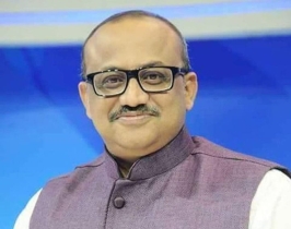 জিয়া পরিবারকে ক সাবেক প্রতিমন্ত্রী ডা. মুরাদ হাসানের বিরুদ্ধে সমন জারি