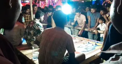পুলিশের গুলির ঝাঁপি ছিনতাই, কুম্ভমেলায় জুয়াড়ি-পুলিশ সংঘর্ষে চাঞ্চল্য
