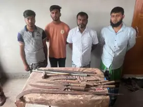 যৌথ বাহিনীর অভিযানে ধরা পড়লো কুখ্যাত সন্ত্রাসী ইলিয়াস মোল্লা