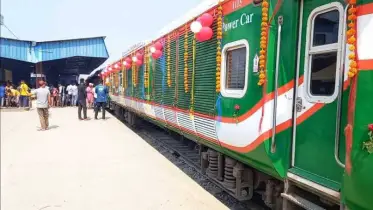 ঈদে স্পেশাল শাটল ট্রেন পেল বুড়িমারীবাসী 