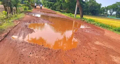 সংস্কারের আশ্বাস বহুবার, বাস্তবে পদক্ষেপ নেই: বছরের পর বছর ভোগান্তিতে