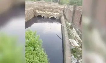 টঙ্গীতে আবাসন ভবন নির্মাণে মিনি খাল ভরাট, জলাবদ্ধতায় ৩ লাখ মানুষ পানিবন্দি