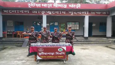 জয়পুরহাট সীমান্তে বিপুল পরিমাণ ফেনসিডিল জব্দ করেছে বিজিবি