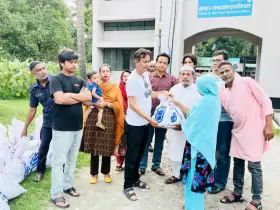 সুবিধাবঞ্চিতদের মাঝে কুআ’র ঈদ উপহার বিতরণ