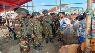 ব্রাহ্মণবাড়িয়ায় ঈদযাত্রা নির্বিঘ্ন করতে কাজ করছে সেনাবাহিনী