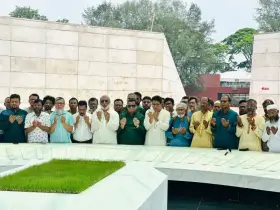 জিয়াউর রহমানের মাজারে জেডআরএফের ফাতিহা পাঠ