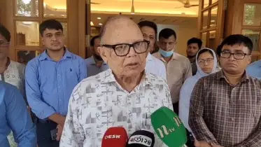 বন্যায় আক্রান্ত এলাকায় খাদ্য ঘাটতি পূরণে ওএমএস বরাদ্দ বাড়ানো হবে: কুমিল্লায় খাদ্য উপদেষ্টা