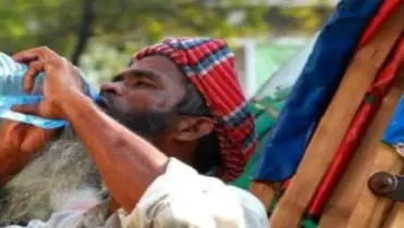 তাপদাহে অতিষ্ঠ জনজীবন, বিপাকে খেটে খাওয়া মানুষ