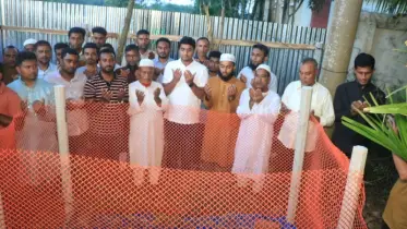 জুলাই অভ্যুত্থানে শহীদ হাসানের কবর জিয়ারত করলেন ছাত্রদল সম্পাদক