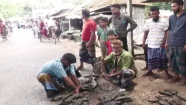 রাস্তা তো নয় যেন তাওয়ায় ভাজা রুটি!