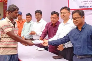 নীলফামারী প্রেসক্লাবের উদ্যোগে বিনামুল্যে চক্ষু শিবির, চিকিৎসা পেলো ৫শ অসহায় মানুষ