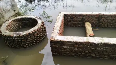 সরকারি প্রাথমিক বিদ্যালয়ের ওয়াশব্লক নির্মাণ কাজে অনিয়মের অভিযোগ