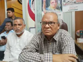 কোন কোন রাজনৈতিক দল ঘোলা পানিতে মাছ শিকার করছে: রিজভী 