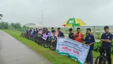 ঋণ নয়, জলবায়ু ক্ষতিপূরণ চাই: তালতলীতে বাইসাইকেল র‍্যালিতে উঠল দাবির ঝড়