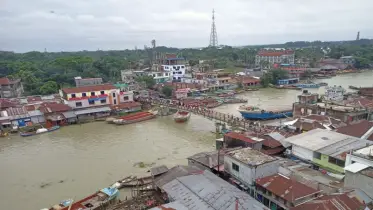 নেছারাবাদে ইন্দেরহাট-মিয়ারহাট সংযোগ সেতুর বেহাল অবস্থা, চরম ভোগান্তিতে এলাকাবাসী