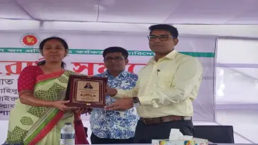 ঠাকুরগাঁওয়ের জেলা প্রশাসক ইশরাত ফারজানাকে সংবর্ধনা প্রদান