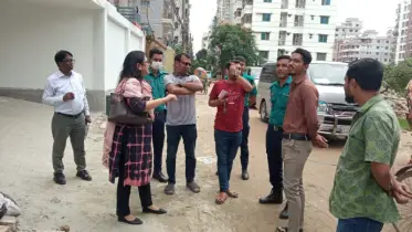 নির্মাণ সামগ্রী ফেলে বায়ুদূষণ, মোবাইল কোর্টে ৩ প্রতিষ্ঠানের জরিমানা