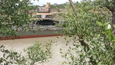 ভাঙন আতঙ্কে ৩০ পরিবার
