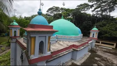 অলৌকিক গল্প ও ঐতিহ্যের স্মারক শাহী জামে মসজিদ 