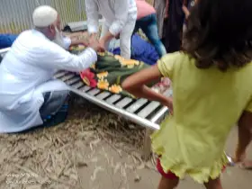 মোটরসাইকেলের জন্য বাবাকে পিটিয়ে হত্যা করল ছেলে