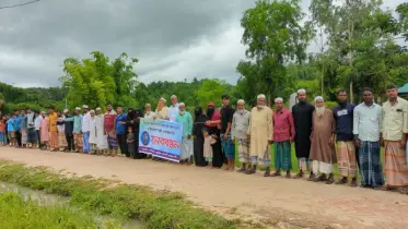 কাপ্তাই রাইখালীতে নিখোঁজ কৃষক, সন্ধ্যান চেয়ে এলাকাবাসীর মানববন্ধন