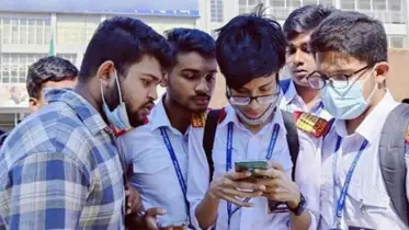 শুধু একটা রেজাল্ট নয়—একটা অপেক্ষা, এক টুকরো বুক ধুকপুক!