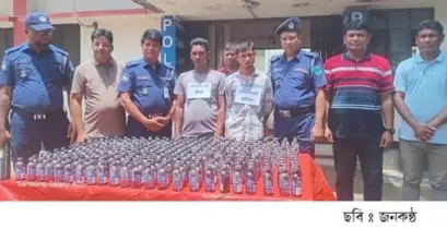 কালিয়াকৈরে তিনশ দুই বোতল ফেনসিডিলসহ কাভার্ড ভ্যান  আটক, দুই মাদক ব্যবস
