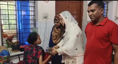 বিএনপির মহিলা ও শ্রমিক দলের উদ্যোগে কলাপাড়ায় হাসপাতালে উন্নতমানের খাবার বিতরণ