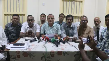 ঠাকুরগাঁওয়ে বিএনপি মহাসচিব মির্জা ফখরুলের ভাইয়ের উপর হামলা ও গাড়ি ভাঙচুরের ঘটনায় সংবাদ সম্মেলন