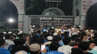 ইবির শিক্ষার্থীর মৃত্যুর সুষ্ঠু তদন্ত দাবি,টর্চলাইট মিছিল ছাত্রশিবিরের