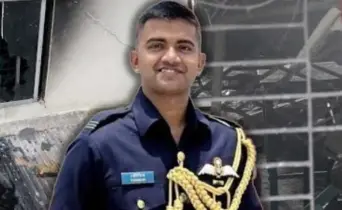 তালাবন্ধ রুমে দেড় ঘণ্টা আটকে ছিলেন পাইলট