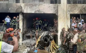 মাইলস্টোন বিমান বি ধ্ব স্তের ঘটনায় দ গ্ধ আরও ২ জনকে হাসপাতাল থেকে ছুটি দেয়া হয়েছে,  এখনও স ঙ্ক টাপন্ন  ৪