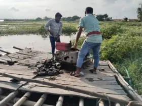 সালথার কুষ্টিয়ার চকে অবৈধ ড্রেজার মেশিন গুড়িয়ে দিয়েছে প্রশাসন