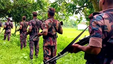মিয়ানমারের অভ্যন্তরে দাফায় দফায় গোলাগুলি,  বান্দরবানের নাইক্ষ্যংছড়ি সীমান্তে বিজিবির কড়া নজরদারি