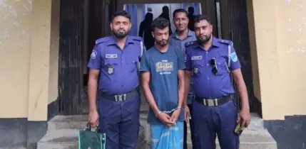 চরভদ্রাসনে তিন সন্তানের জননী এক গৃহবধূকে ধর্ষণ, ধর্ষক গ্রেফতার