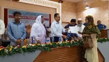 কসবায় মাধ্যমিক ও উচ্চমাধ্যমিক পর্যায়ের কৃতি শিক্ষার্থীদের পুরস্কার প্রদান