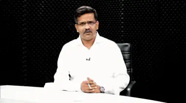 জুলাই গণ-অভ্যুত্থানে নির্যাতিত সাংবাদিক সাঈদ খান কালের কণ্ঠ পত্রিকার যুগ্ম সম্পাদক হিসেবে নিয়োগ পেয়েছেন
