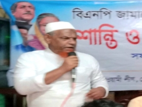 বাউফলে কৃষক লীগের কেন্দ্রীয় নেতা গ্রপ্তার