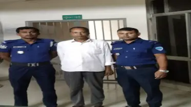 হাতিয়া থানা পুলিশের অভিযানে ২০ বছরের সাজাপ্রাপ্ত আসামি গ্রেফতার