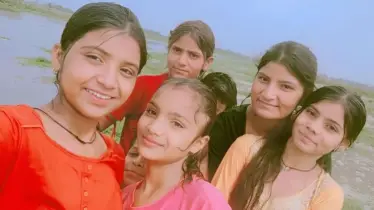 রিল ভিডিও করতে গিয়ে যমুনায় ডুবে ৬ কিশোরীর মর্মান্তিক মৃত্যু!