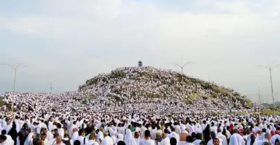 আরাফার দিনে রাসুল (সা.) যে দোয়া পড়তে বলেছেন