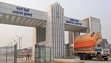 ১০ দিন পর কর্মচঞ্চল বেনাপোল বন্দর