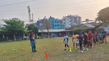 ফুটবলার তৈরিতে পিডিবি ফুটবল একাডেমির সামনে যে বাধা 