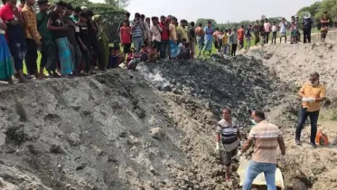 নরসিংদীতে পুকুর খননের সময় মিলল অর্ধগলিত মরদেহ