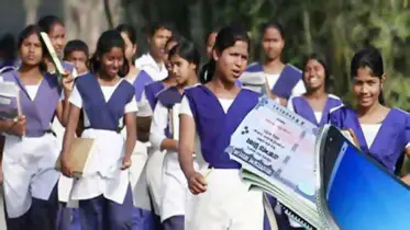 চার বছরে উপবৃত্তিভোগী কমেছে ১১ লাখ