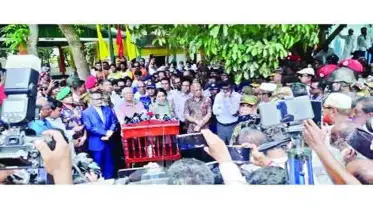 যশোরের দুঃখ ‘ভবদহ এলাকা’ পরিদর্শনে তিন উপদেষ্টা