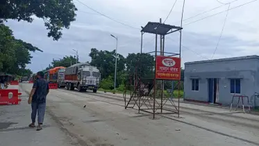 টানা ১০দিন  ভোমরা স্থলবন্দরের আমদানি-রপ্তানি বন্ধ