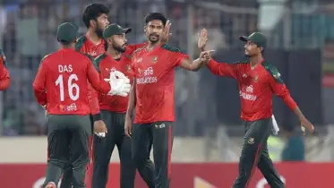 পাকিস্তানের বিপক্ষে ৯ বছর পর টি-টোয়েন্টি জয়