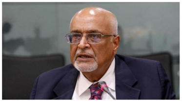 ‘মাথাচাড়া দিচ্ছে বিগত চোরতন্ত্র, সরকার অন্যান্য সংস্কারে যতোটা আন্তরিক, অর্থনীতি নিয়ে ততোটা নয়’